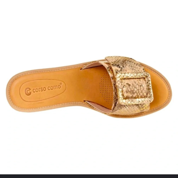 Corso Como Bahlia gold metallic 
buckle slides 7.5 78$ - Picture 1 of 4